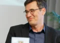 Telefonos Panel: Vitezy és Szentkirályi visszalépése esetén is Karácsony vezet Telefonos Panel: Vitezy és Szentkirályi visszalépése esetén is Karácsony vezet