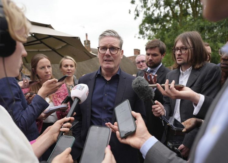 Starmer: A szélsőjobboldal Franciaországban nem tántorítja el az EU-kapcsolatok szorosításától Starmer: A szélsőjobboldal Franciaországban nem tántorítja el az EU-kapcsolatok szorosításától