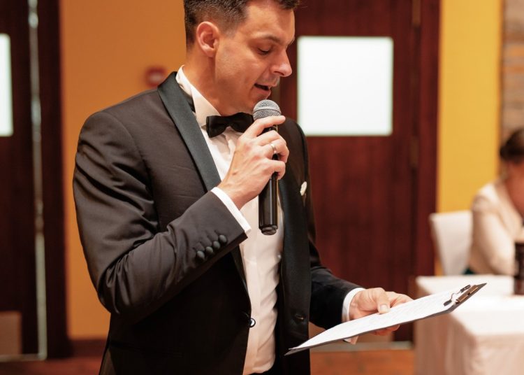 Tippek a Páratlan Jegyes Fotózáshoz: Legyetek Energikusak és Eredetiek! Tippek a Páratlan Jegyes Fotózáshoz: Legyetek Energikusak és Eredetiek!